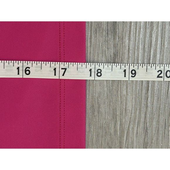 Lululemon Cropped Align Tank Top Sonic Pink Size 12 - Picture 8 of 12